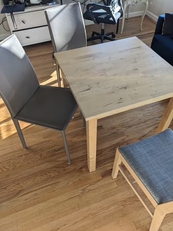 Kitchen table & 3 chairs 1