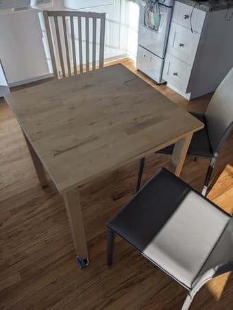 Kitchen table & 3 chairs 3