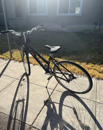 Step through bike for medium to tall men/women 1