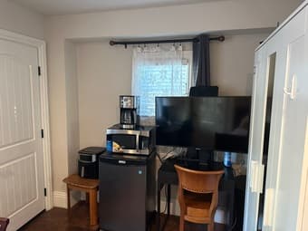 ADU with one bedroom and one full bath 4