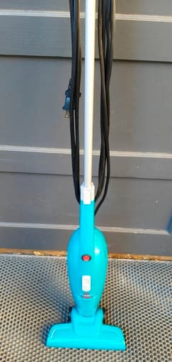 Bissell Featherweight Vacuum 1