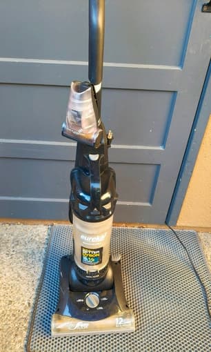 Eureka Multi-Cyclonic Vacuum 1