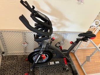 Schwinn IC4 Indoor Cycling Bike 1