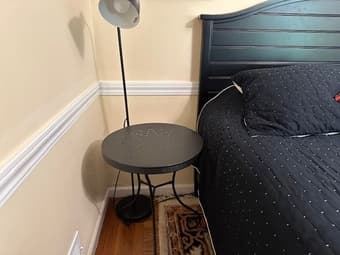 Contemporary queen bed bedframe 2