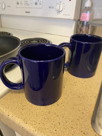 Selling kitchen items!! Moving sale 2