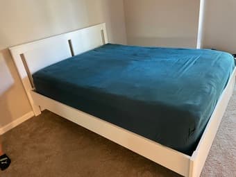 Queen bed with Allswell Luxe mattress 1