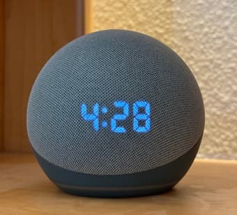 Amazon Echo Dot with display time 1