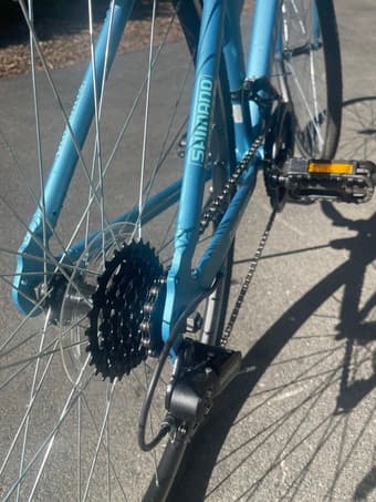 Hybrid 700c Bike - BRAND NEW 2