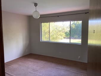 Room in Idyllic Los Altos Mansion (Mid July) 3