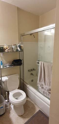 Menlo Park 1 bedroom with En Suite avail with 2 housemates 3