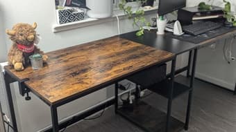 Wayfair reversible L-shaped Office desk (near new condition) 2