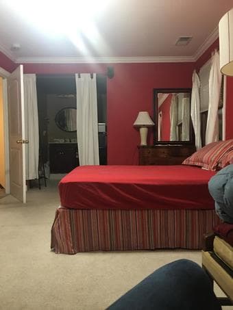 room for rent (private) 1