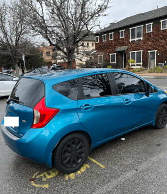 2014 Nissan Versa Note SV -- Great conditions, low mileage 3