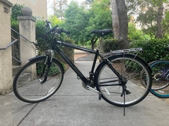 Bike (Kent 700c Hybrid) for 5’7” and taller 1