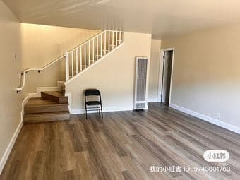 one bedroom in Mountain View apartment for renting 3