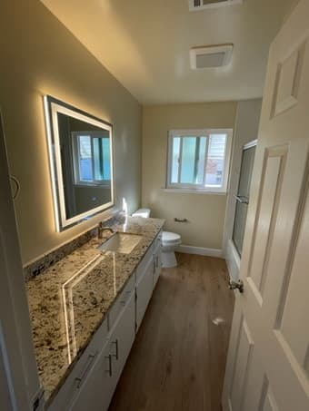 Recent grad, looking for female roommate for San Carlos apartment 4