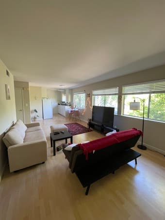 Furnished Room Available for immediate move in, 2B/1B apartment 1