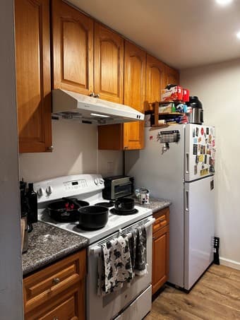 Looking for a female housemate in Palo Alto, 2b1b - $1,500 3