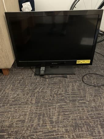 32 Inch TV, Emerson Model LC320EM3F 1