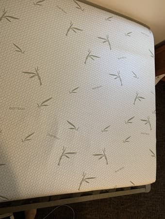 Full Sized Mattress + Mattress Base: Tulo 10" Gel Memory Foam Mattress 2