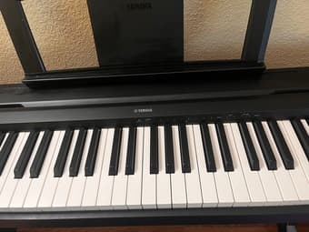 YAMAHA P-35 digital Piano 2