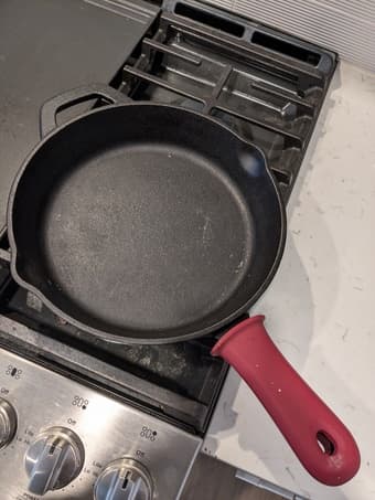 Cast Iron Pans 2