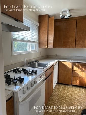 2,200 1bed/1bath for rent late July/ early August. W/S/G included 4