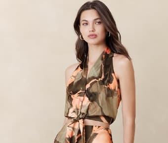 Banana Republic Crop Top Female 2