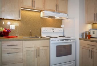 Room in 2B1B apartment in Rains (on campus) from 07/22-08/31 2