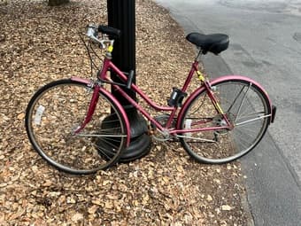 Schwin vintage suburban bike with lock 1