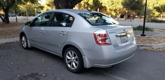 2010 Nissan Sentra SL 2
