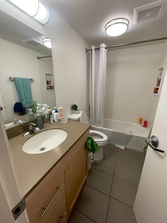 Private Room in Rains (On Campus) for Female Sublet from 07/22-08/31 2