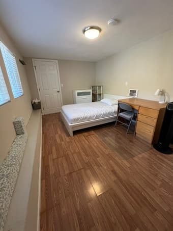 Palo Alto Furnished Room with Private Entry Walk to Stanford 1