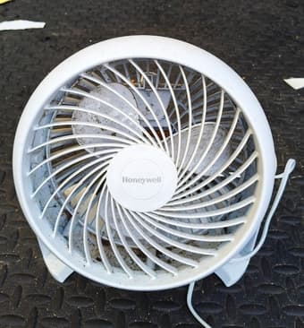 Table fan 2