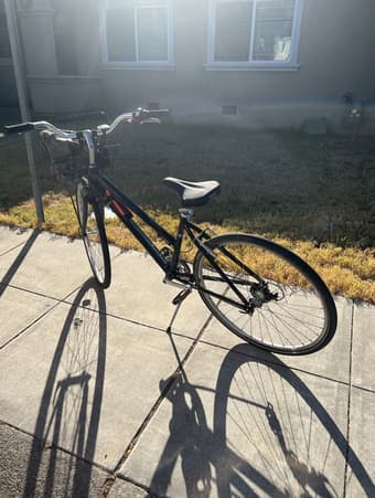 Bike and accessories for 5’2-5’10: $200 or best offer 1