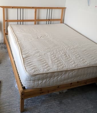 Bed w/ organic latex queen mattress 1
