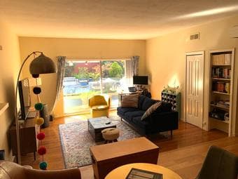 Giant 1,000 sq.ft. 1 bed/1bath in the Mission, SF Unbeatable Location 3