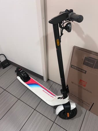 NIU KQI2 Electric Scooter 1