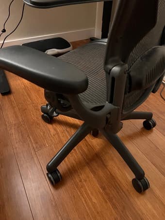 Herman Miller Aeron 3