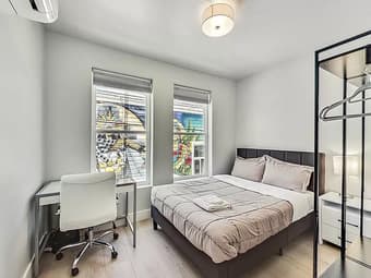 Seeking Female Housemate in 7 bed 5 bath SF Mission Apartment 4