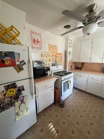 Looking for a roommate for 2 bed 1 bath near downtown Menlo Park 3