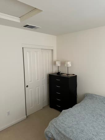 PRIVATE BEDROOM FOR RENT IN EAST PALO ALTO 2