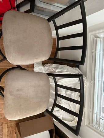 Bar Chair (set of 2) - great condition 1