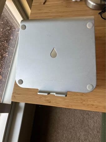 mDesign rain laptop stand 1