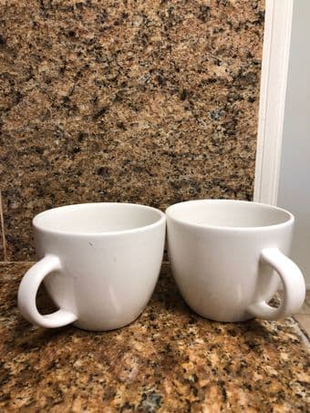 Kitchen items (Pressure Cooker, Ice cube trays, frying pan and mugs) 2