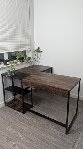 Corner table L desk: excellent condition 2