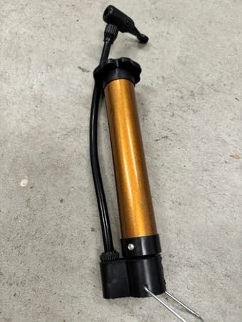 Portable bicycle pump 2
