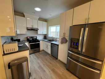 2 bed, 2 bath house with AC in San Mateo / Belmont 1