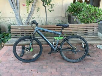 SELLING BIKE - NEW SEAT 1