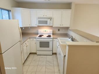 Very Beautiful 1 BHK apartment available in Palo Alto in $3000 2